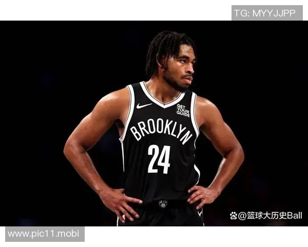 扛起进攻大旗!卡梅隆·托马斯第二节9投7中砍下18分 扛起进攻大旗!卡梅隆·托马斯第二节9投7中砍下18分